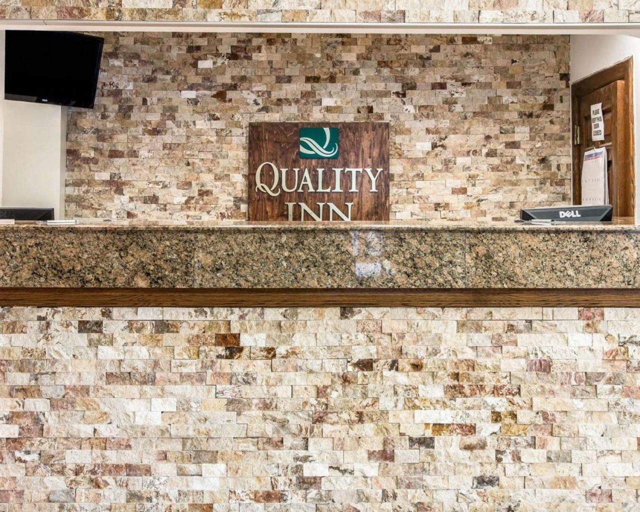 Quality Inn Southfield Exteriér fotografie